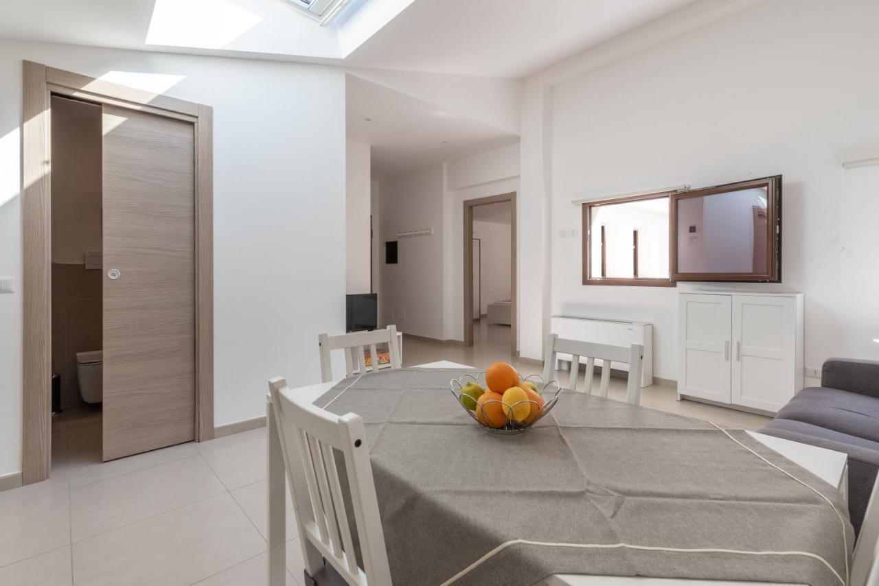 Malu Holiday Apartment-Palazzo Quaroni Παλέρμο Εξωτερικό φωτογραφία