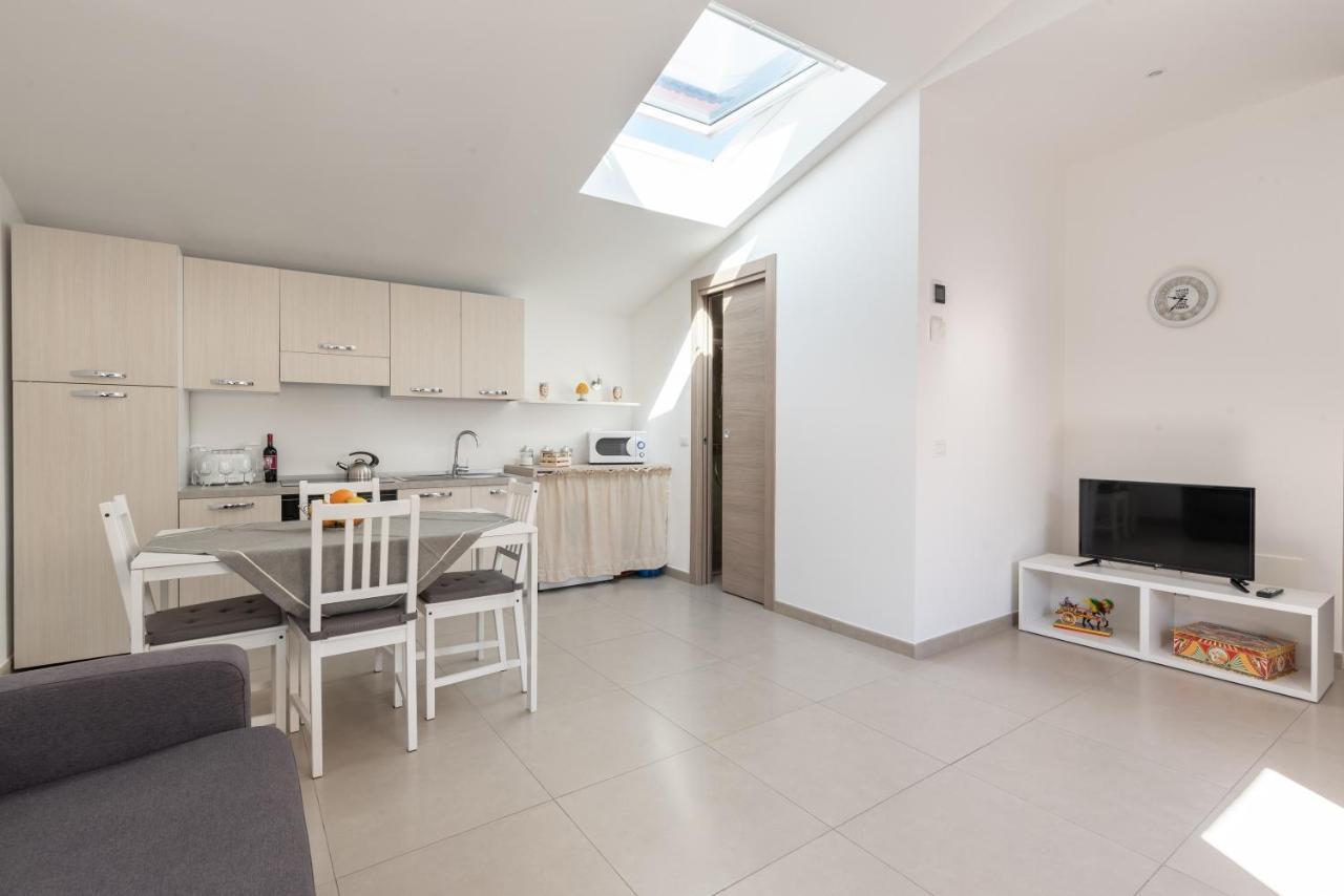 Malu Holiday Apartment-Palazzo Quaroni Παλέρμο Εξωτερικό φωτογραφία