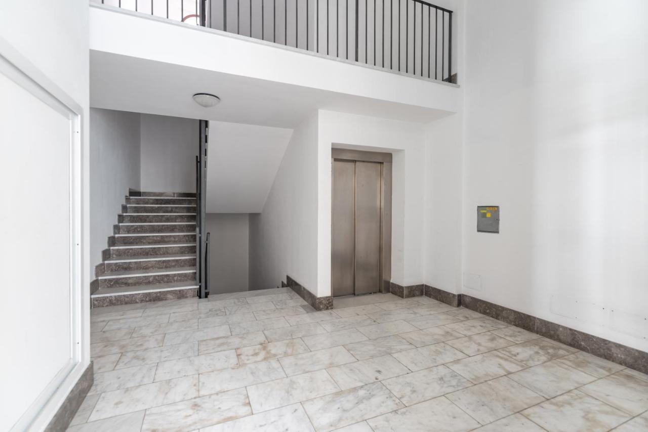 Malu Holiday Apartment-Palazzo Quaroni Παλέρμο Εξωτερικό φωτογραφία